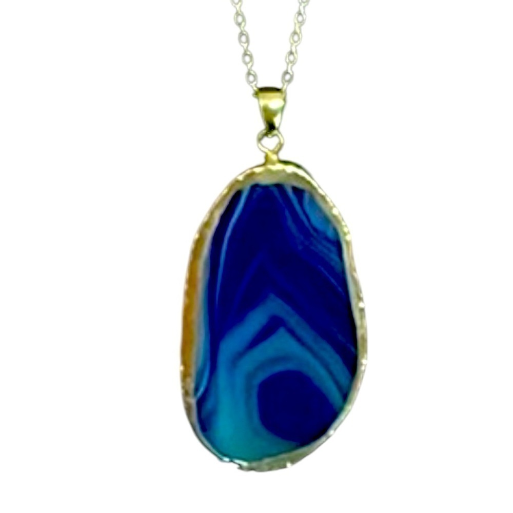 NWT - Beautiful blue agate wrapped in stealing silver with chain